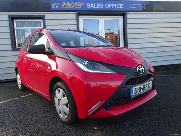 Toyota Aygo Hatchback, Petrol, 2015, Red