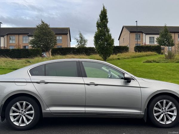 Volkswagen Passat Saloon, Diesel, 2017, Grey