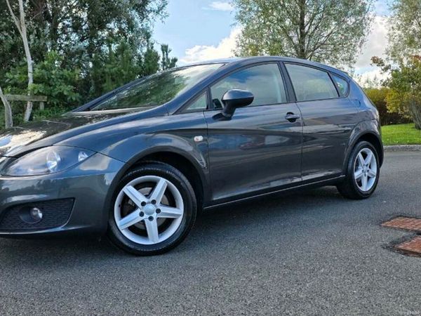 SEAT Leon Hatchback, Diesel, 2011, Grey