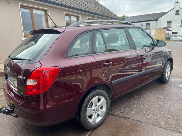 Skoda Fabia Estate, Petrol, 2013, Red