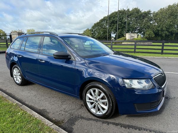 Skoda Octavia Estate, Diesel, 2015, Blue