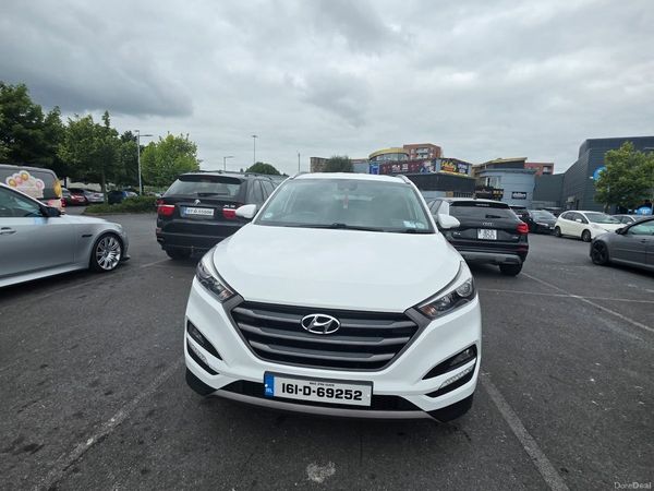 Hyundai Tucson SUV, Diesel, 2016, White