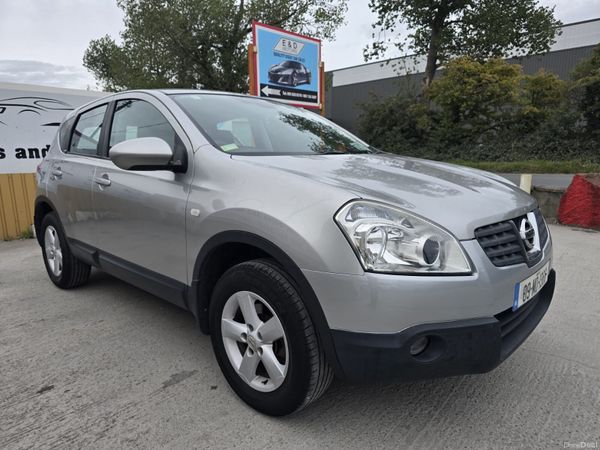 Nissan Qashqai Hatchback, Petrol, 2009, Silver