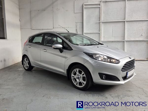 Ford Fiesta Hatchback, Petrol, 2016, Silver