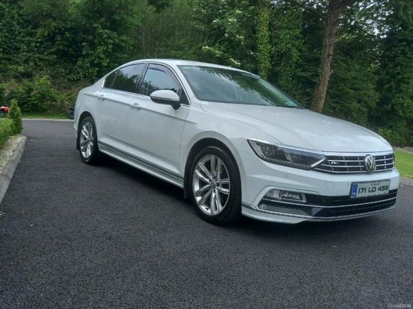 Volkswagen Passat Saloon, Diesel, 2017, White