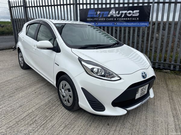 Toyota Aqua Hatchback, Petrol Hybrid, 2019, White