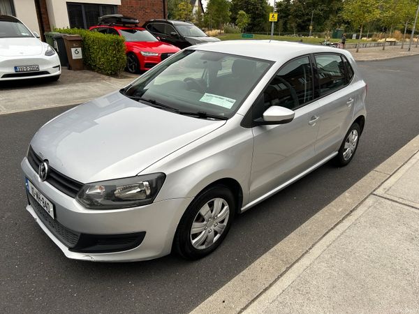Volkswagen Polo Hatchback, Petrol, 2010, Silver