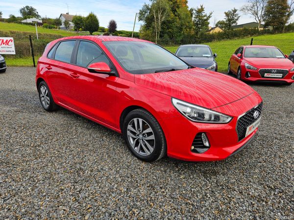 Hyundai i30 Hatchback, Petrol, 2018, Red