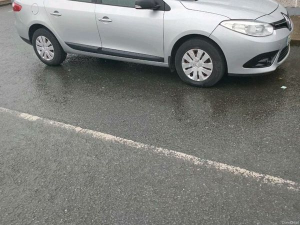 Renault Fluence Saloon, Diesel, 2012, Silver