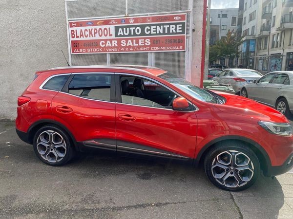 Renault Kadjar SUV, Diesel, 2016, Red
