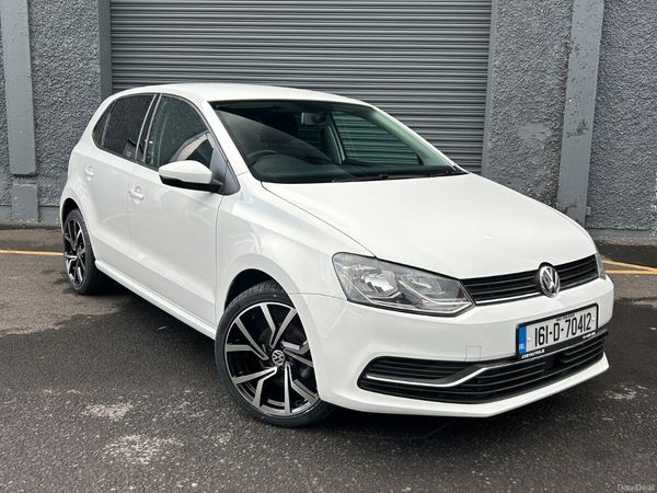 Volkswagen Polo Hatchback, Petrol, 2016, White