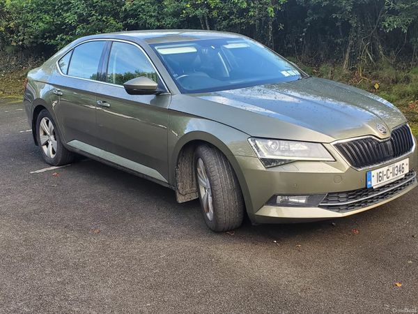 Skoda Superb Saloon, Diesel, 2016, Green