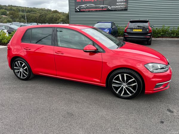 Volkswagen Golf Hatchback, Diesel, 2018, Red