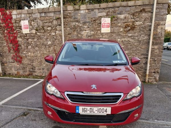 Peugeot 308 Hatchback, Diesel, 2016, Red