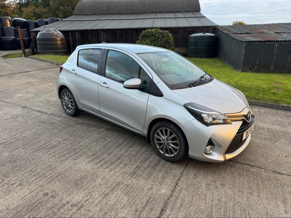 Toyota Yaris Hatchback, Diesel, 2017, Silver