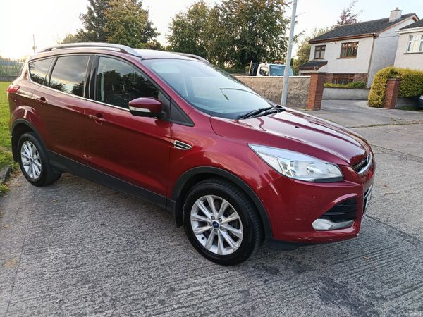 Ford Kuga SUV, Diesel, 2016, Red