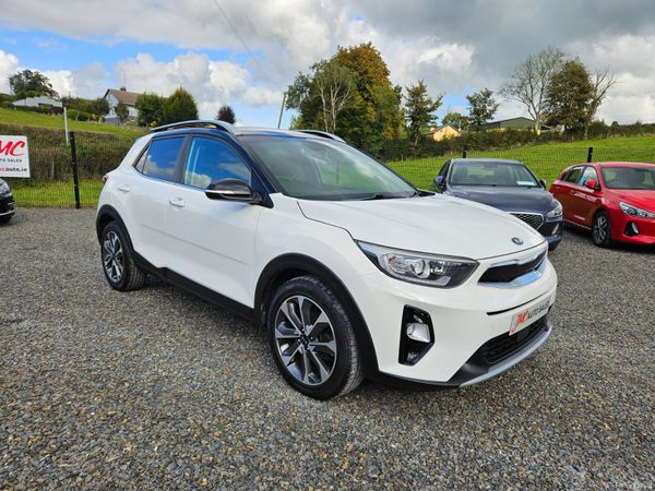 Kia Stonic Hatchback, Diesel, 2017, White