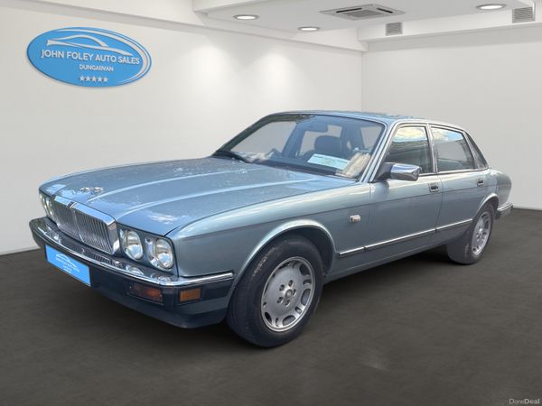 Jaguar XJ Saloon, Petrol, 1990, Blue