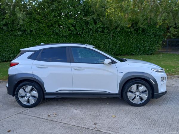 Hyundai KONA MPV, Electric, 2021, White