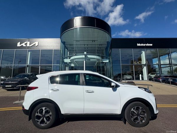 Kia Sportage SUV, Diesel Hybrid, 2021, White