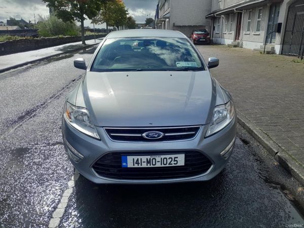 Ford Mondeo Saloon, Diesel, 2014, Grey