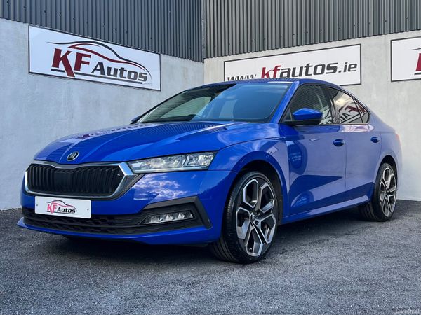Skoda Octavia Hatchback, Diesel, 2022, Blue
