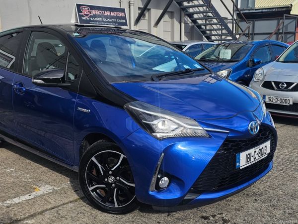 Toyota Yaris MPV, Petrol Hybrid, 2018, Blue