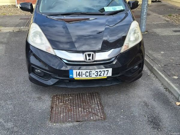 Honda Shuttle Estate, Petrol Hybrid, 2014, Black
