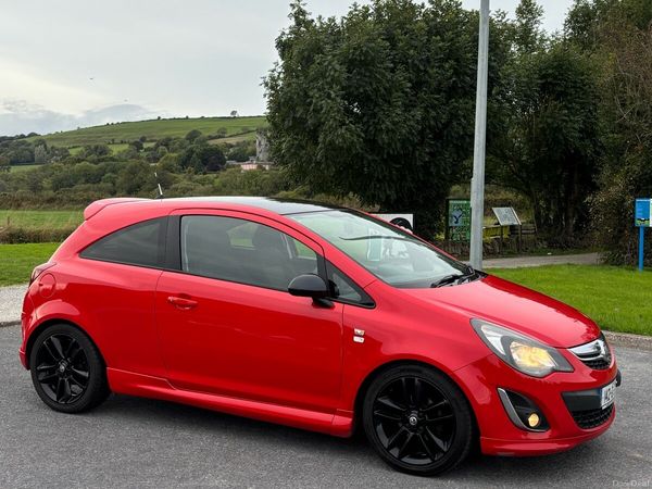 Vauxhall Corsa Hatchback, Petrol, 2014, Red