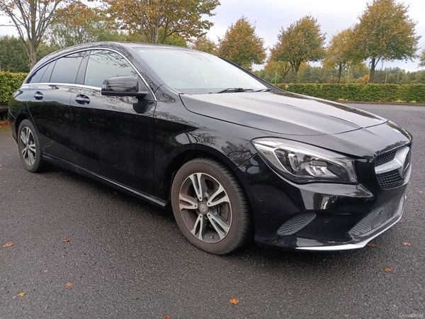 Mercedes-Benz CLA Estate, Petrol, 2016, Black