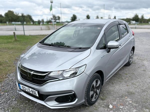 Honda Fit Hatchback, Petrol Hybrid, 2019, Silver