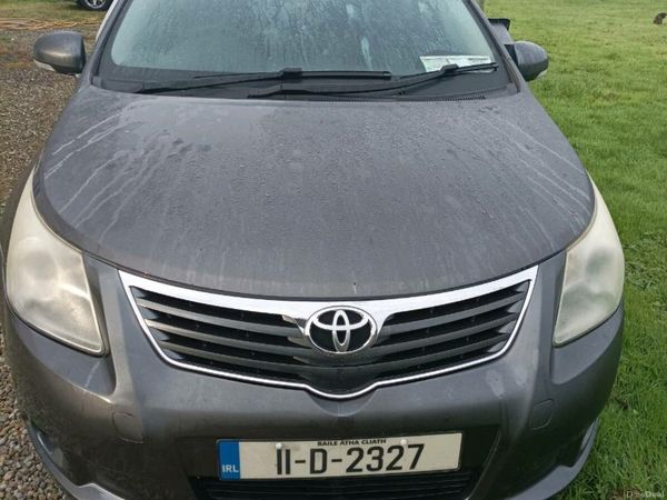 Toyota Avensis Saloon, Diesel, 2011, Grey