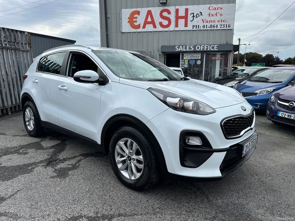 Kia Sportage SUV, Diesel Hybrid, 2021, White