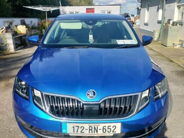 Skoda Octavia Hatchback, Diesel, 2017, Blue