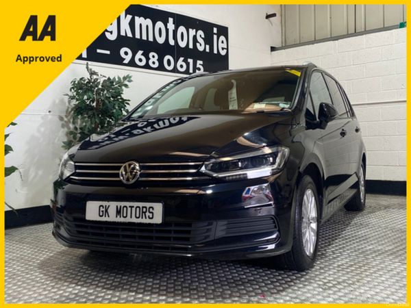 Volkswagen Touran MPV, Diesel, 2016, Black