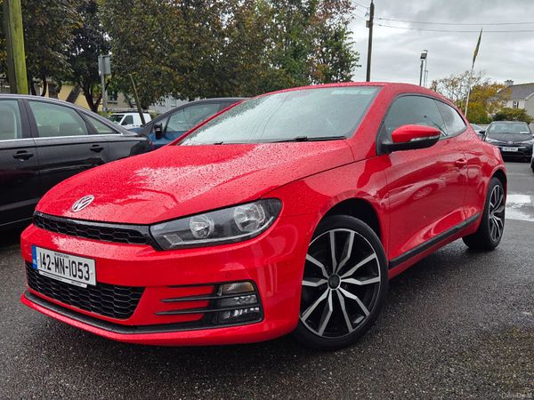 Volkswagen Scirocco Hatchback, Diesel, 2014, Red