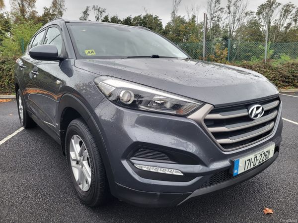 Hyundai Tucson SUV, Petrol, 2017, Grey