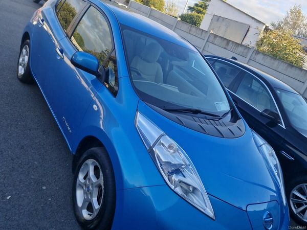 Nissan Leaf Hatchback, Electric, 2012, Blue