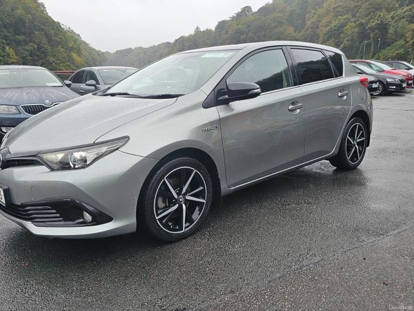 Toyota Auris Hatchback, Petrol Hybrid, 2018, Grey