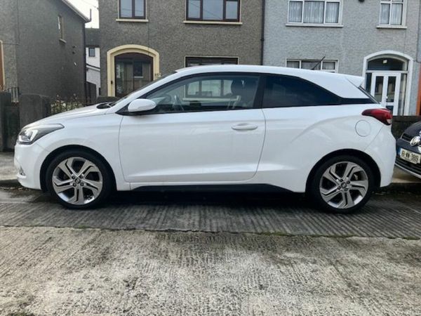 Hyundai i20 Coupe, Petrol, 2016, White