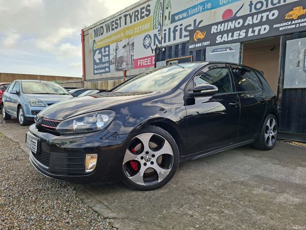 Volkswagen Golf Hatchback, Petrol, 2010, Black