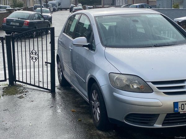 Volkswagen Golf Hatchback, Petrol, 2007, Silver