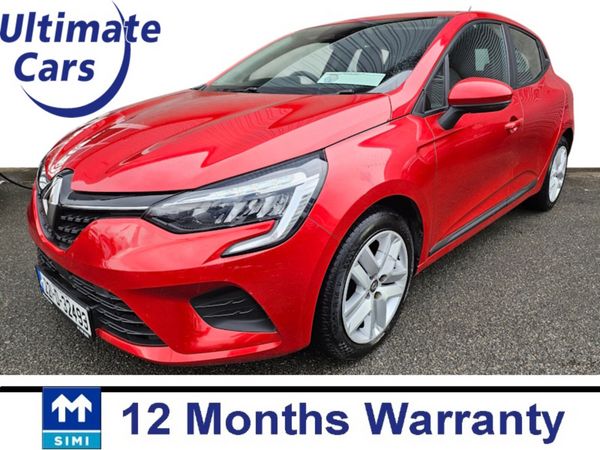 Renault Clio Hatchback, Petrol, 2022, Red
