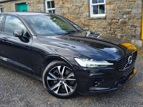 Volvo S60 Saloon, Petrol Plug-in Hybrid, 2022, Black