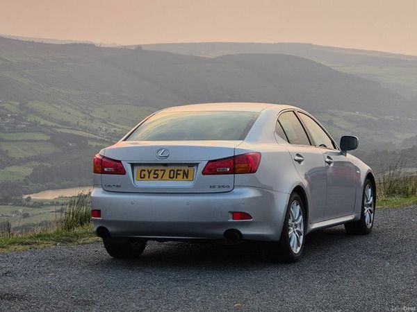 Lexus IS Saloon, Petrol, 2007, Silver