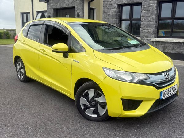 Honda Fit Hatchback, Petrol Hybrid, 2015, Yellow
