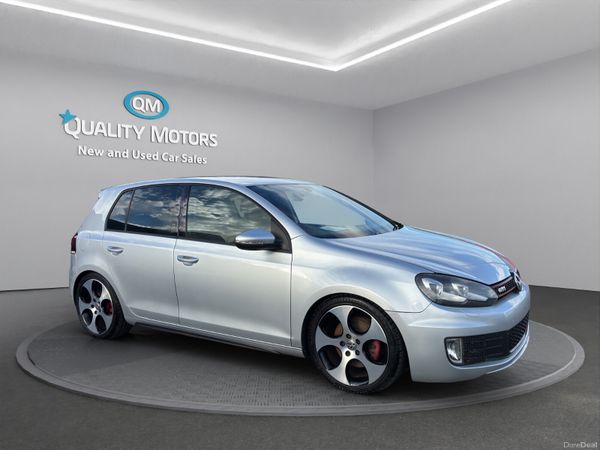 Volkswagen Golf Hatchback, Petrol, 2013, Silver