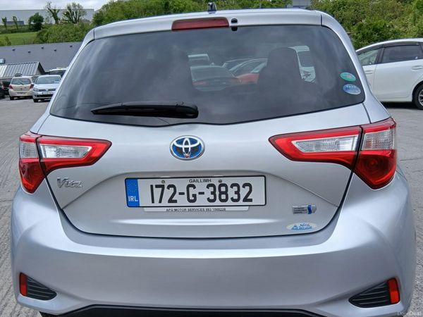 Toyota Vitz Hatchback, Petrol Hybrid, 2017, Silver