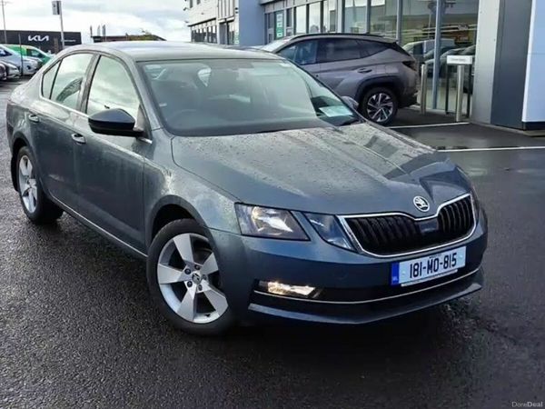 Skoda Octavia Saloon, Diesel, 2018, Grey