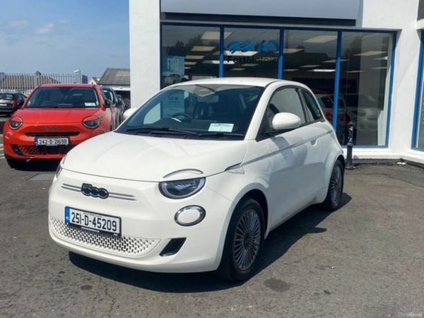 Fiat 500e Hatchback, Electric, 2025, White